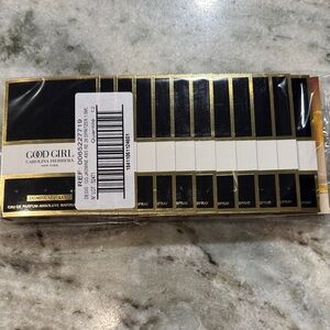 Carolina Herrera Good Girl Perfume New Jasmine Absolute sample pack of 12